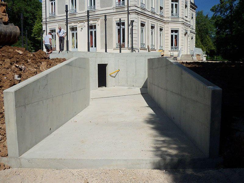 2095